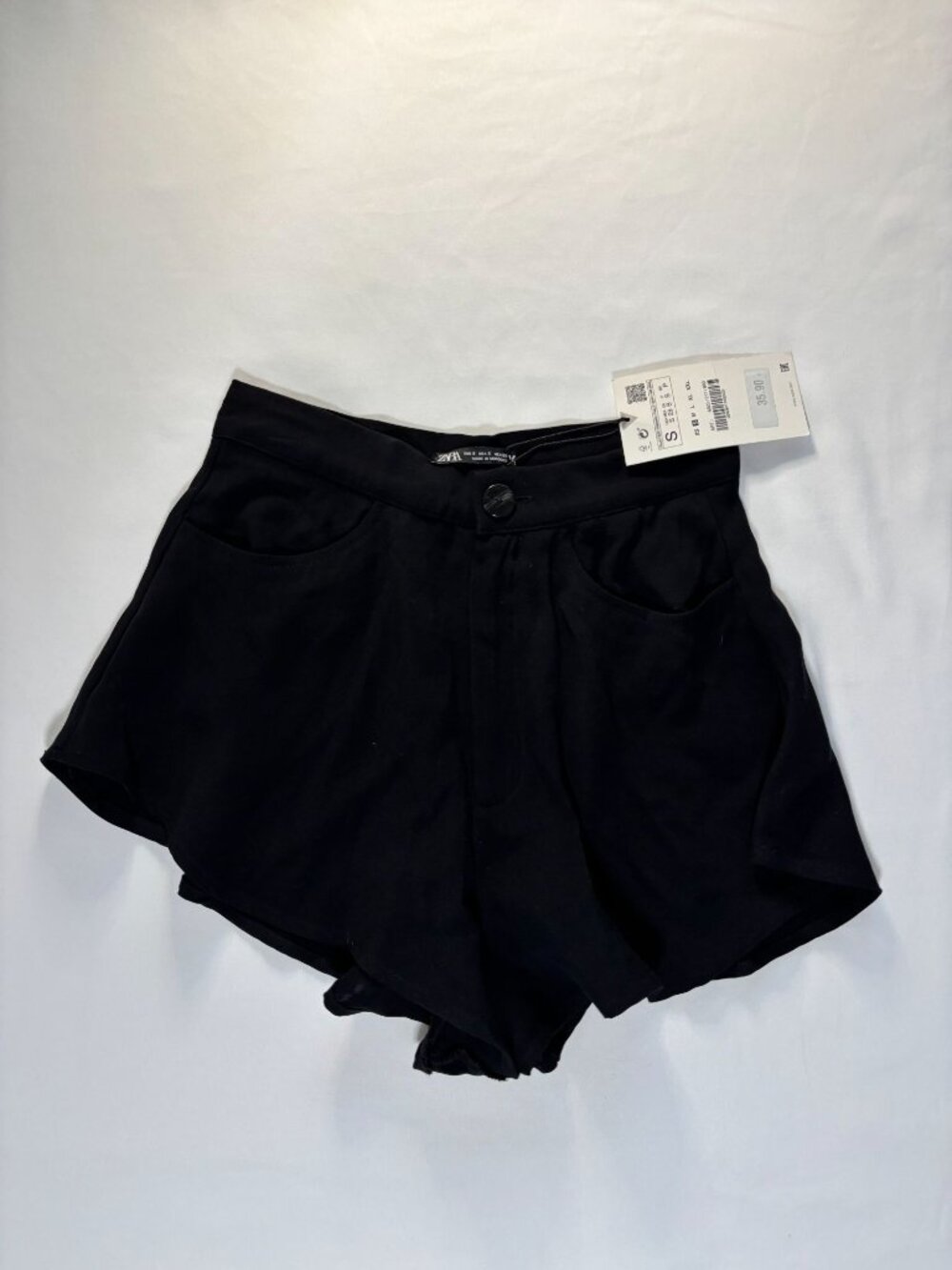 ZARA Black Flowy Shorts (Size S / US 4–6)
